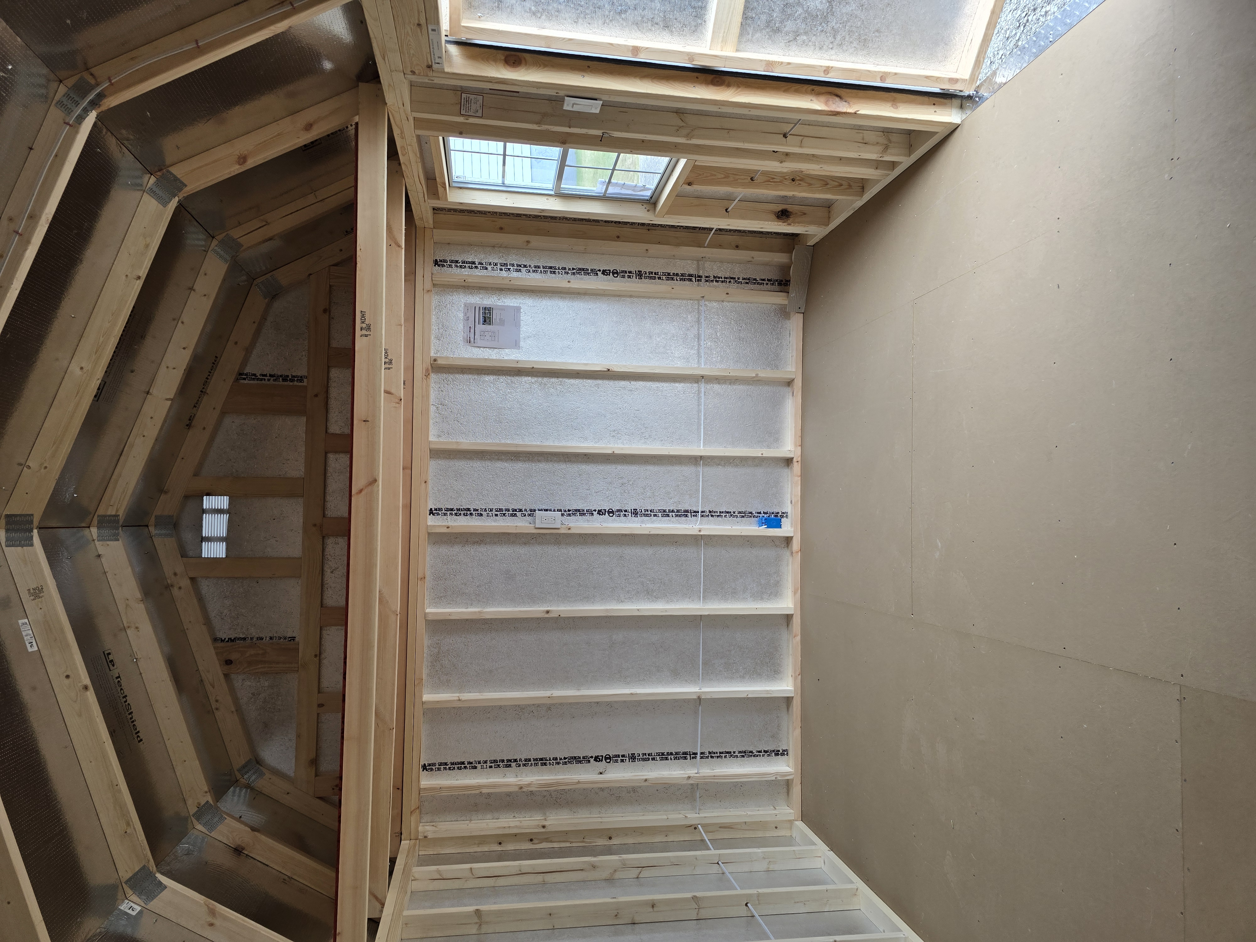 Thumbnail 3 for 10 x 16 Lofted Barn (Low Wall)