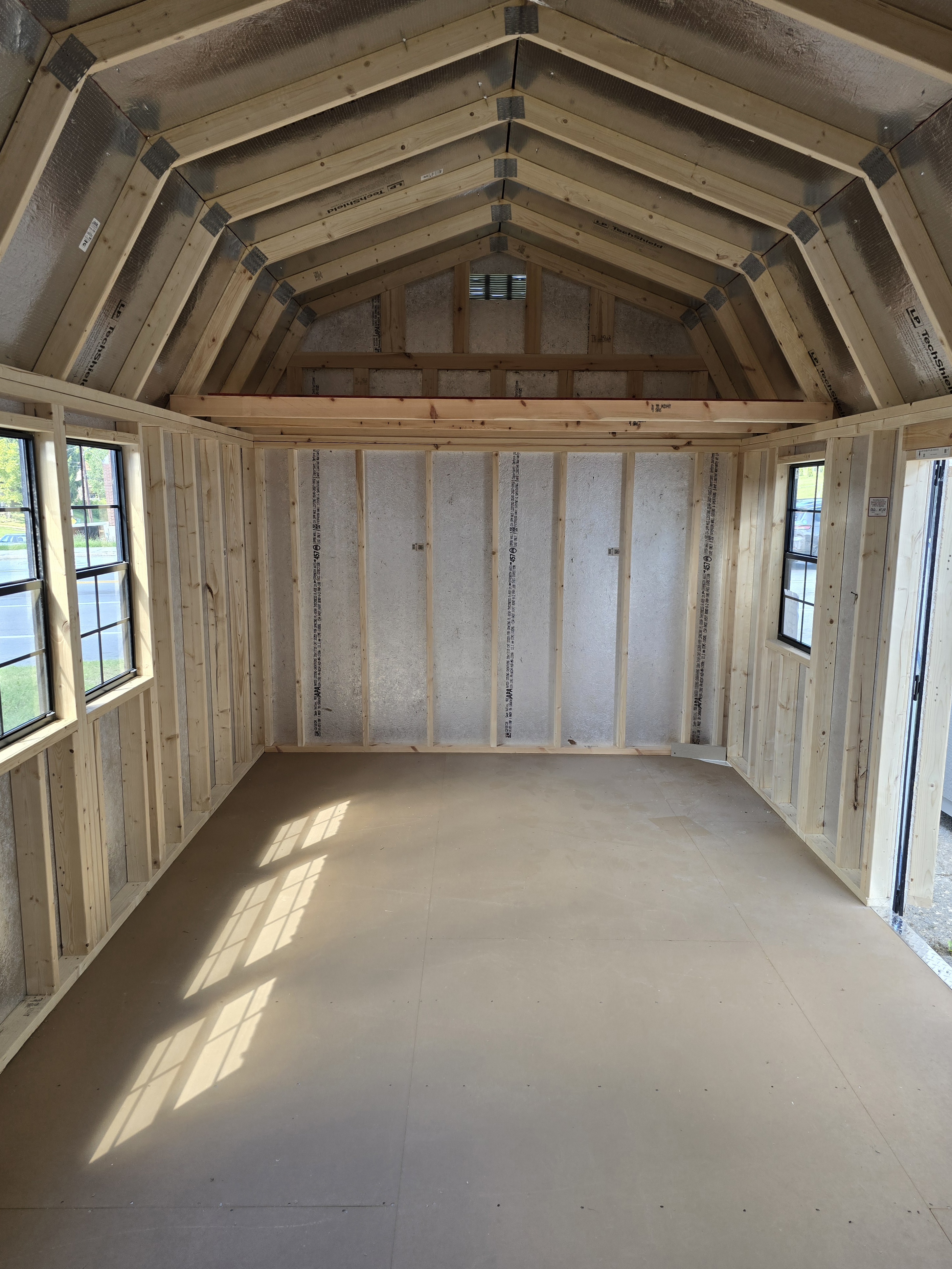 Thumbnail 3 for 10 x 20 Lofted Barn (Low Wall)