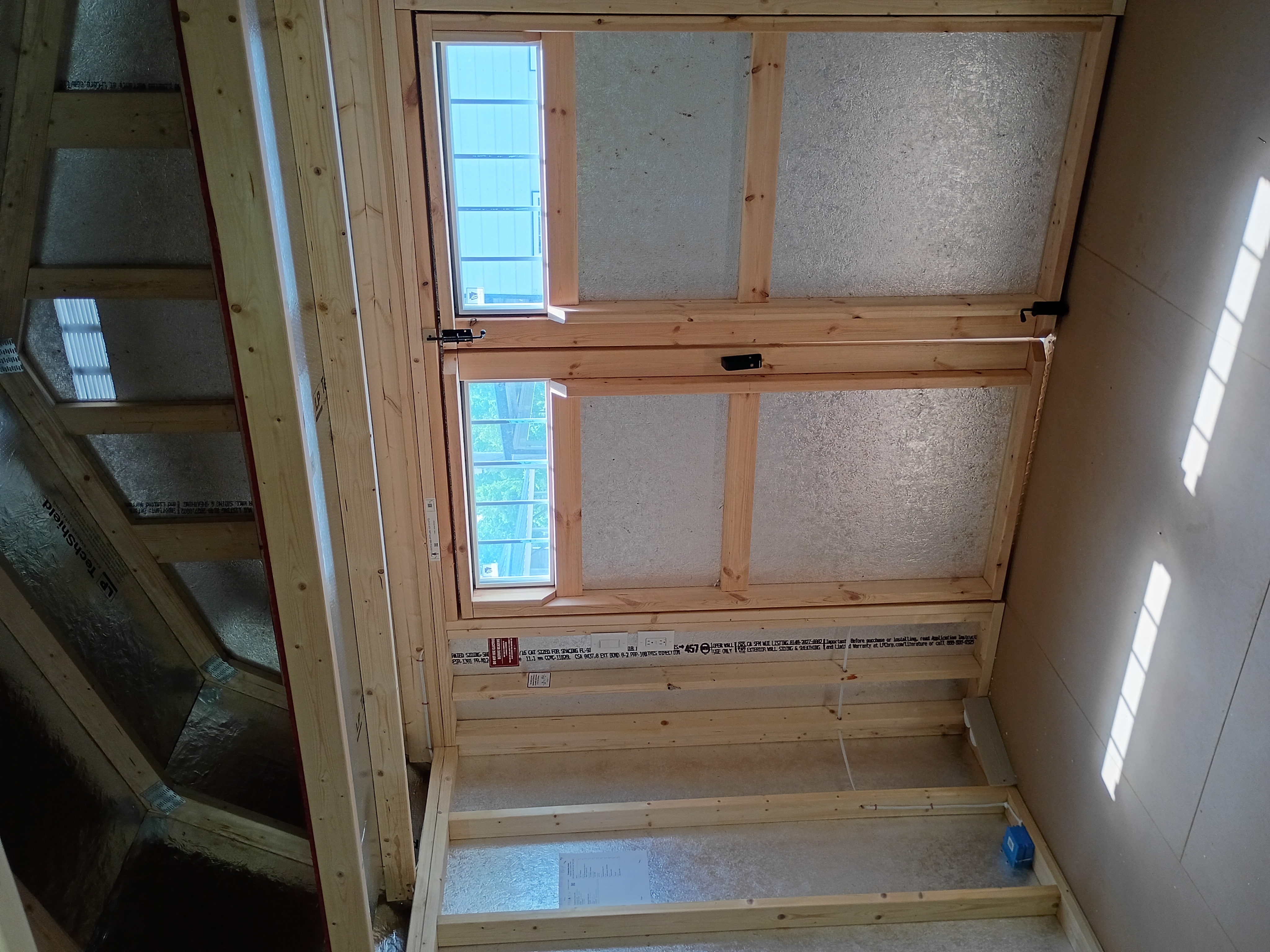 Thumbnail 4 for 10 x 12 Lofted Barn (Low Wall)