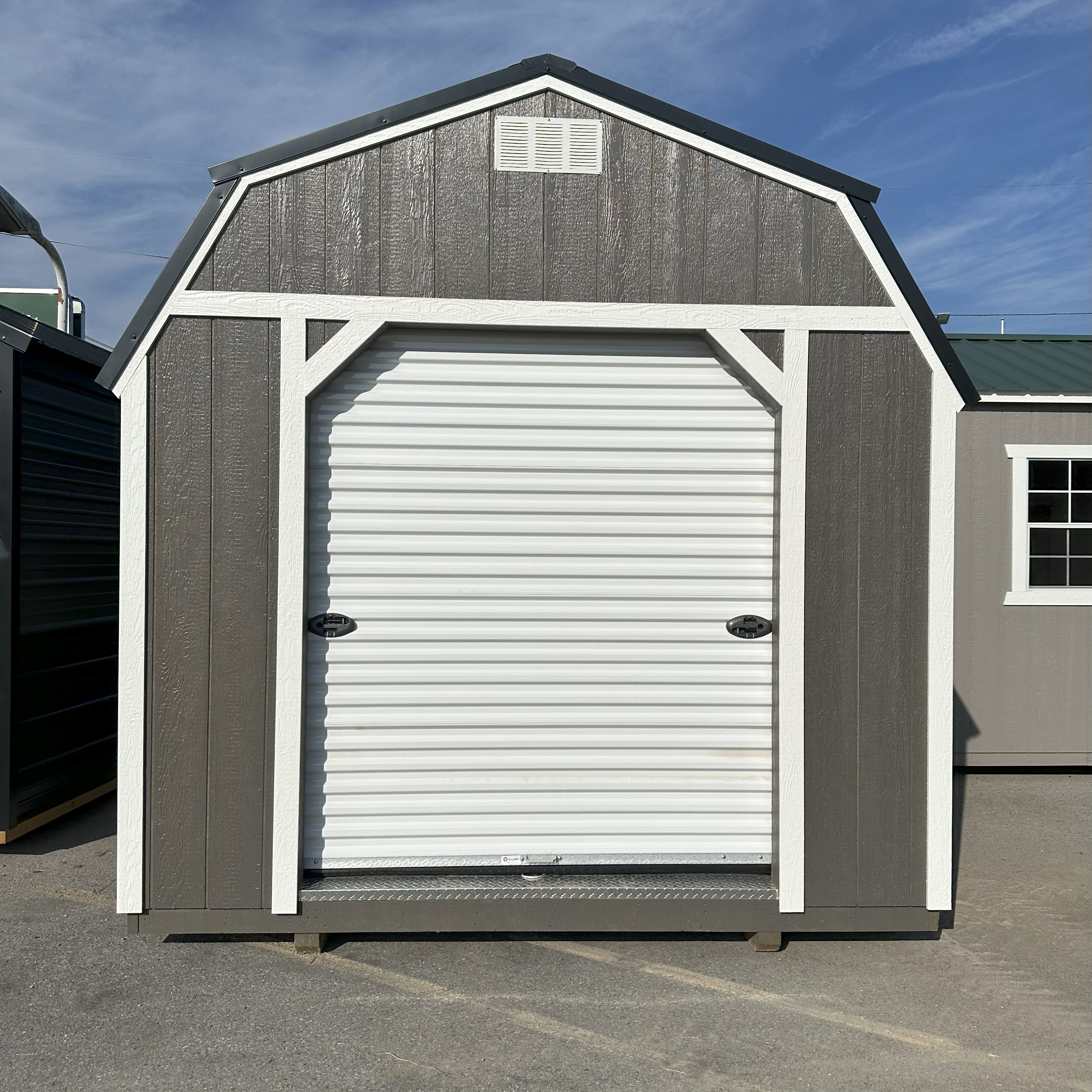 Image of 10 x 20 Lofted Barn (Low Wall)