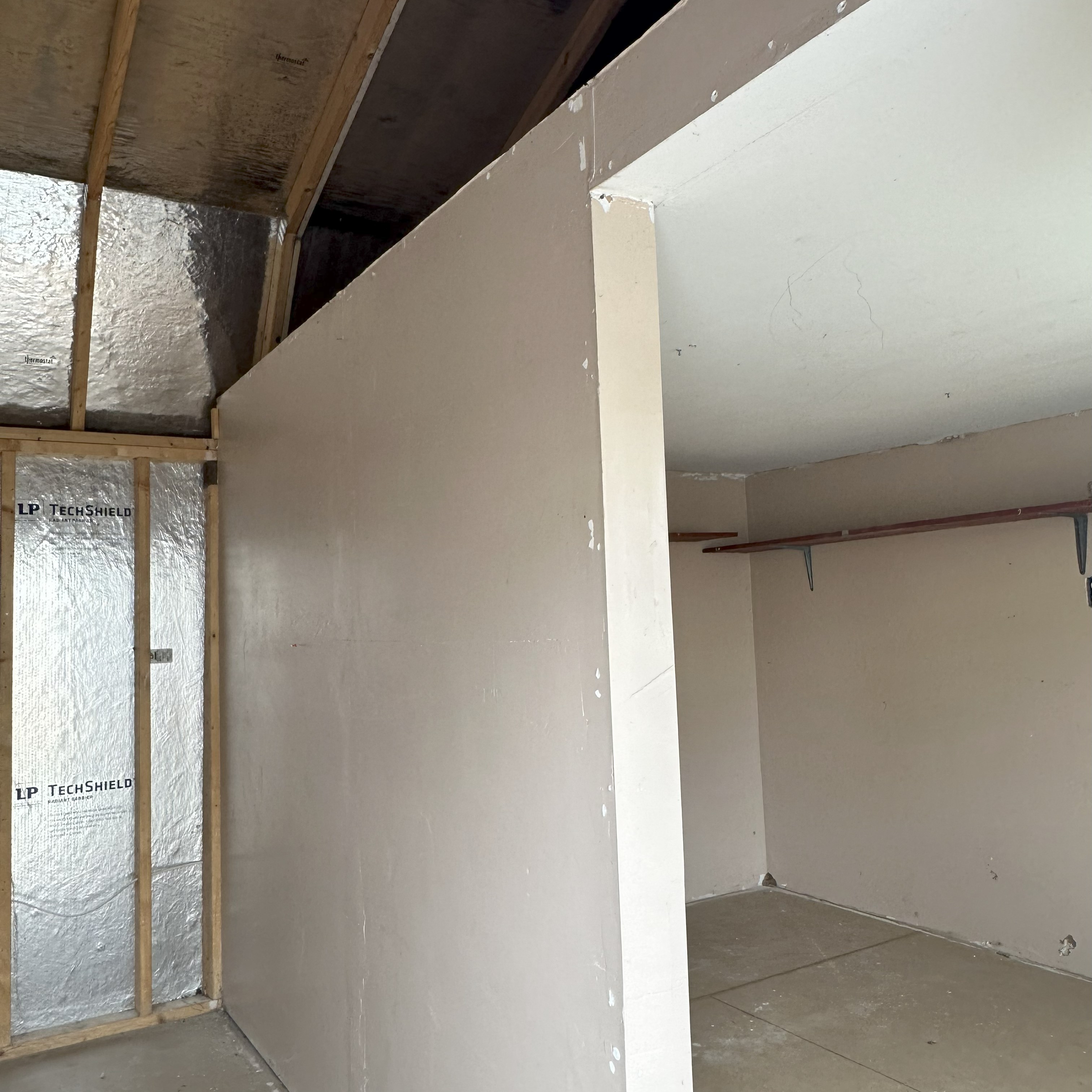 Thumbnail 2 for 12 x 24 Lofted Barn (Low Wall) Shed - Princeton, WV