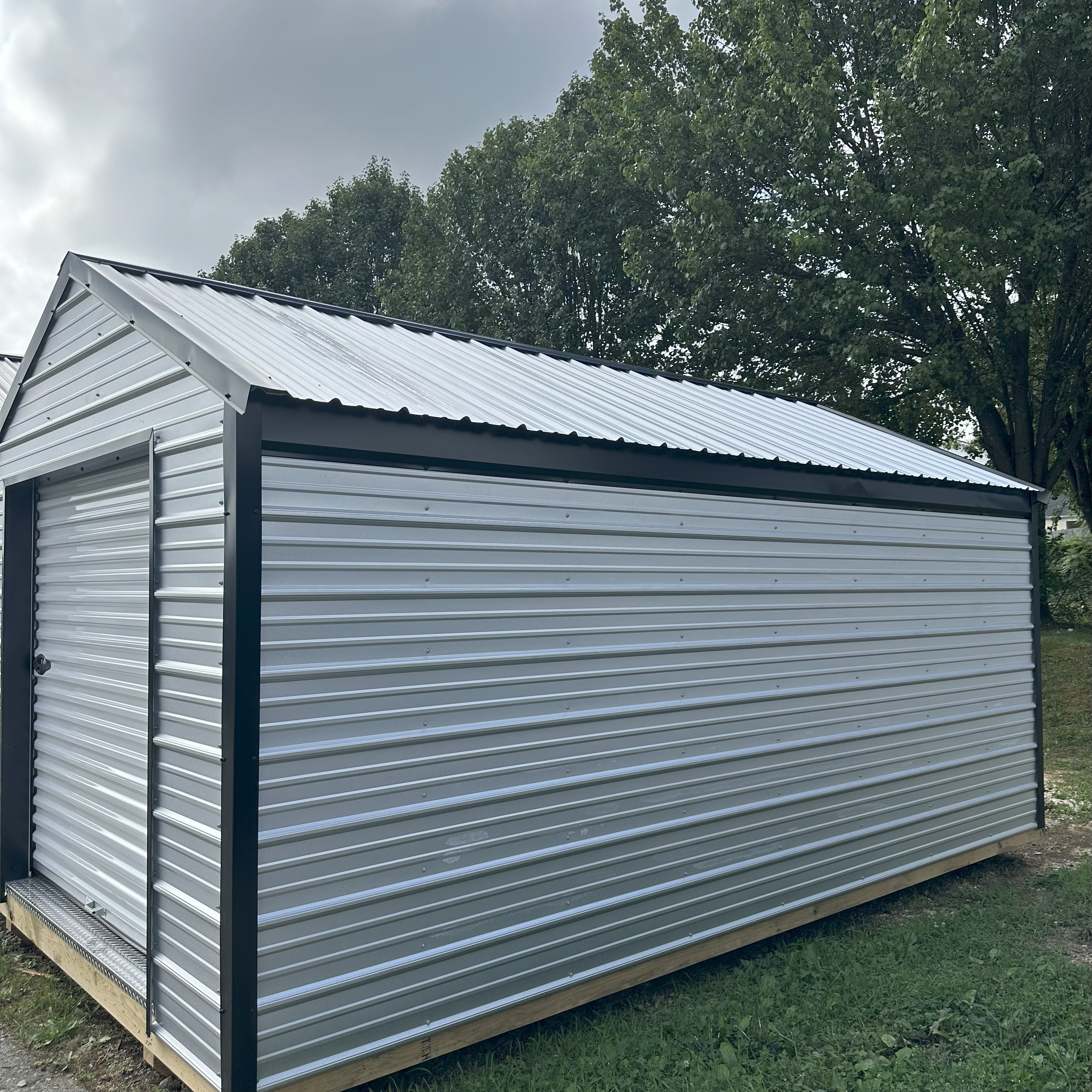 Thumbnail 3 for 10 x 16 Utility Building (Low Wall)