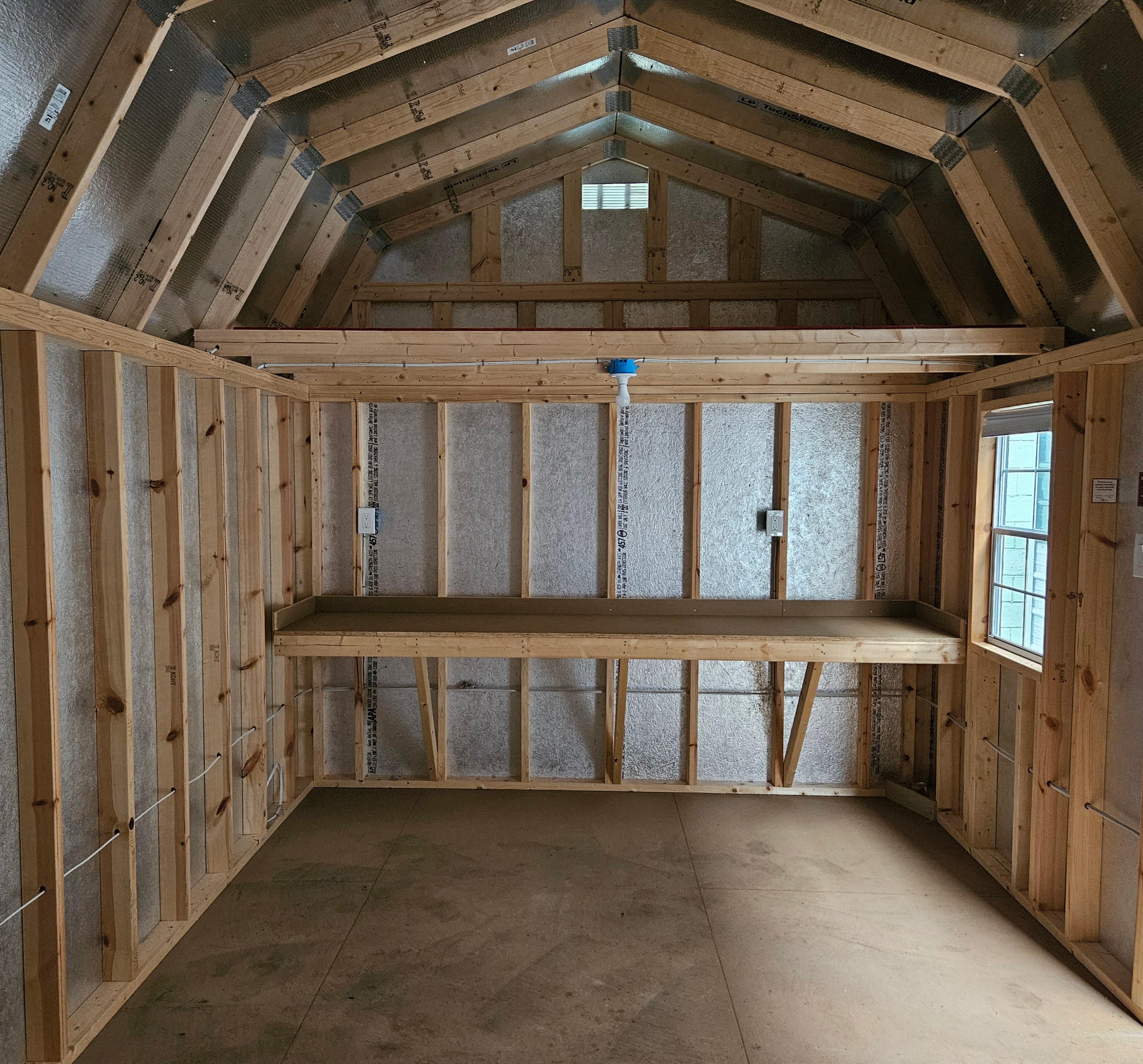 Thumbnail 4 for 10 x 20 Lofted Barn (Low Wall)