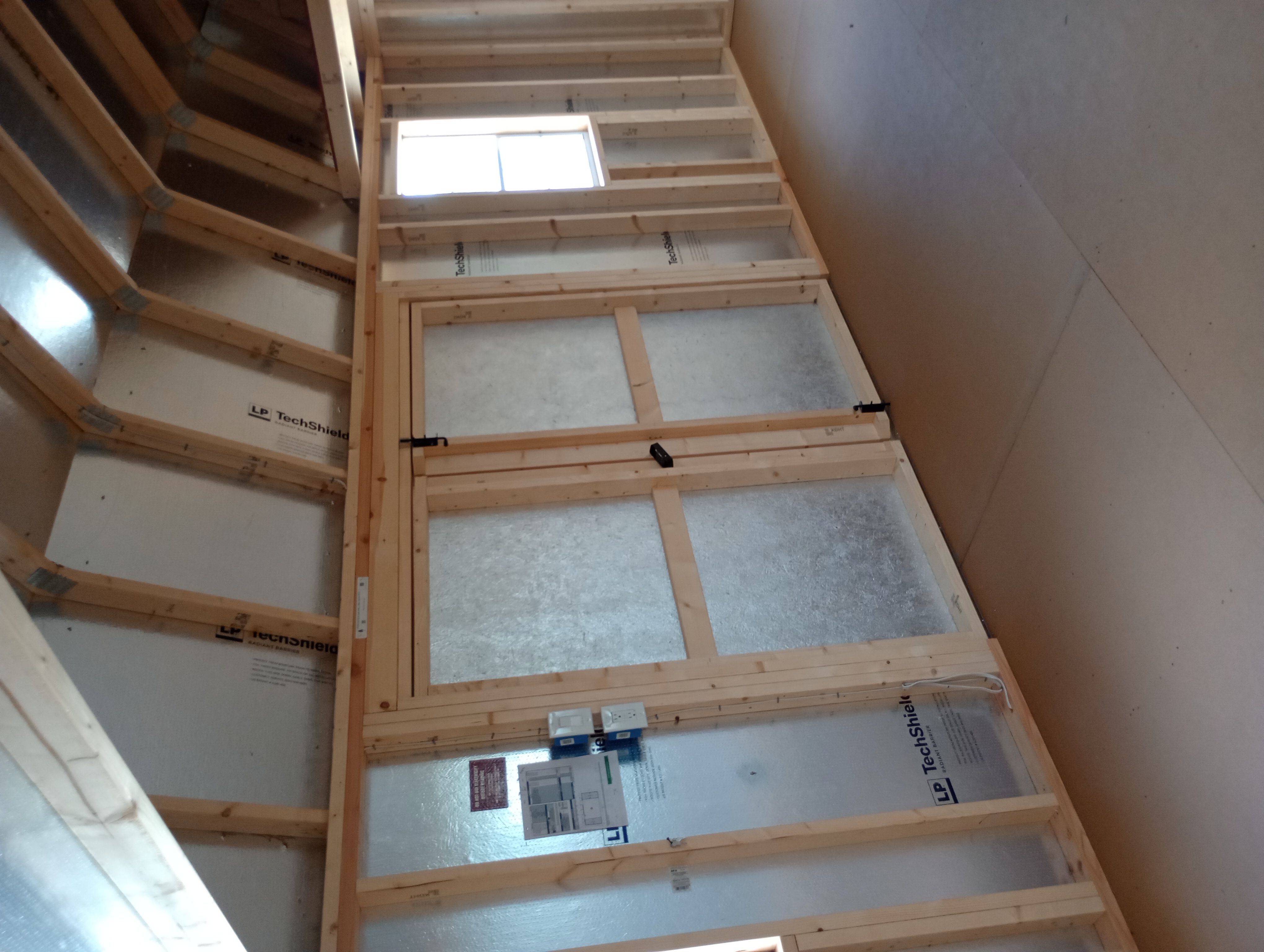 Thumbnail 2 for 10 x 20 Lofted Barn (Low Wall) Shed - Summersville, WV