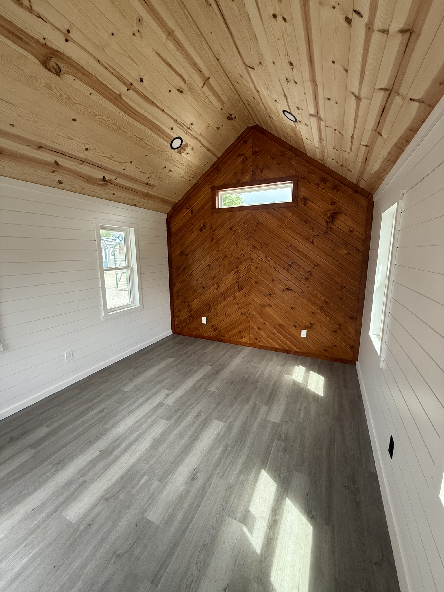 Thumbnail 4 for 12 x 20 Cambridge Luxury Shed (Low Wall) Shed - Princeton, WV