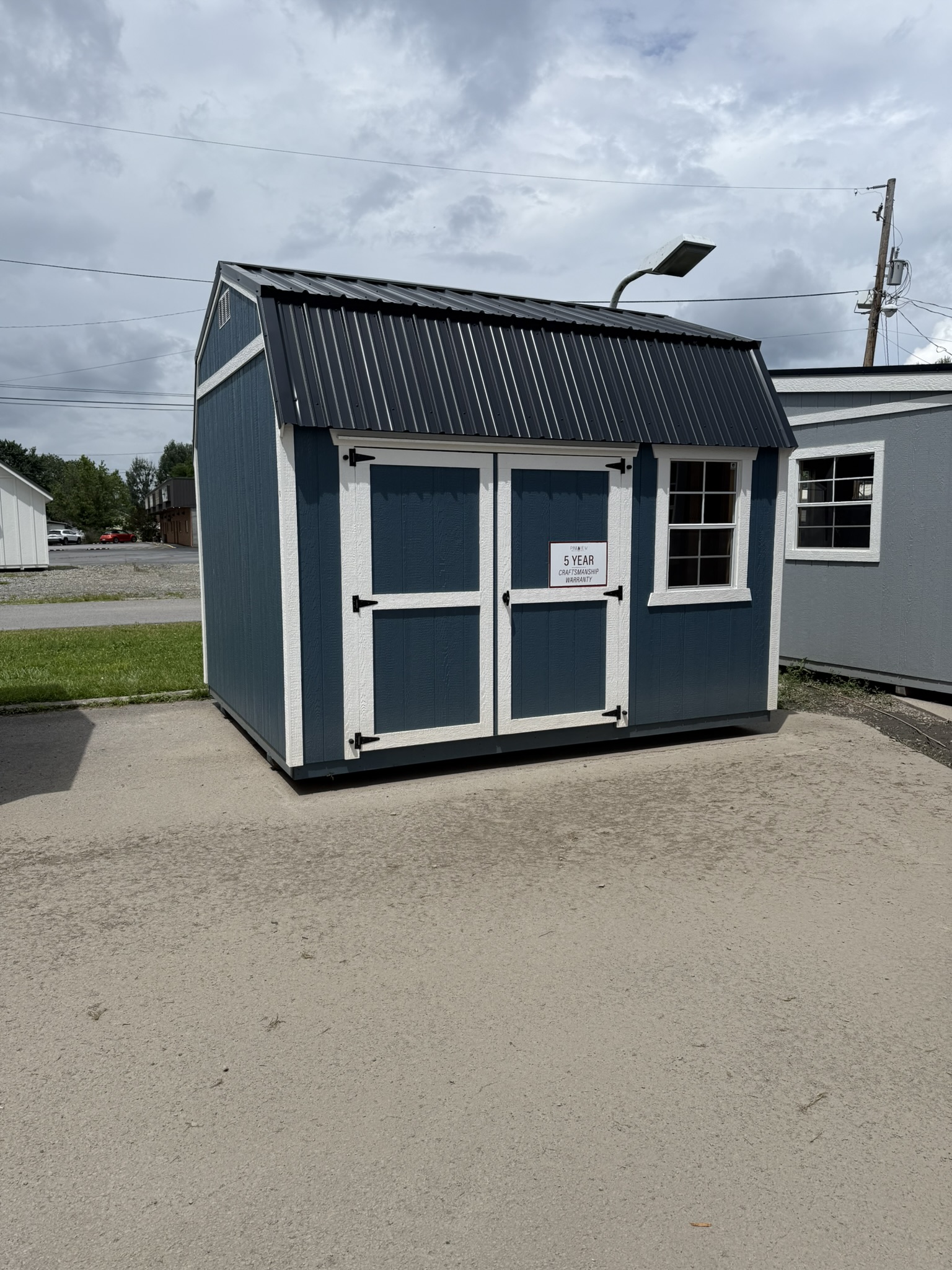 Image of 10 x 12 Lofted Barn (Low Wall)